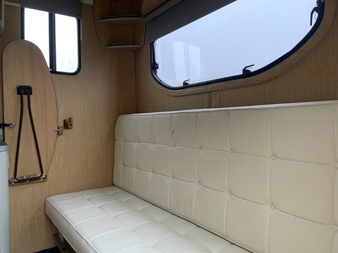 Boxer Zuckoff 440 Day Livestock Carrier 2.2 Manual Diesel