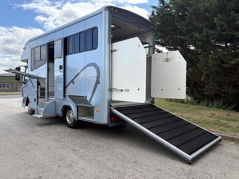 PRB R160 Compact 4.5 Livestock Carrier Automated Diesel