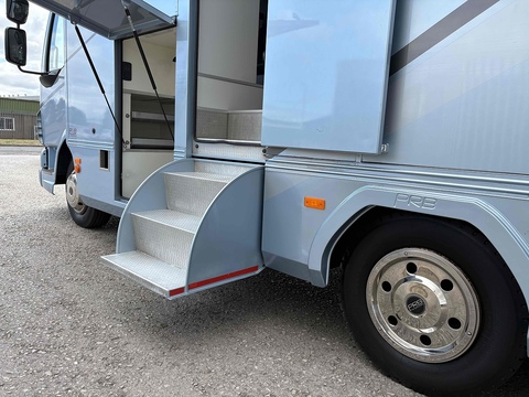 PRB R160 Compact 4.5 Livestock Carrier Automated Diesel