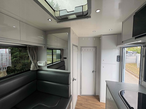 PRB R160 Compact 4.5 Livestock Carrier Automated Diesel