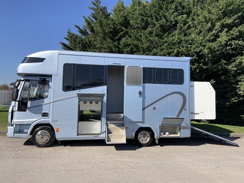 PRB R160 3.9 Livestock Carrier Semi Auto Diesel