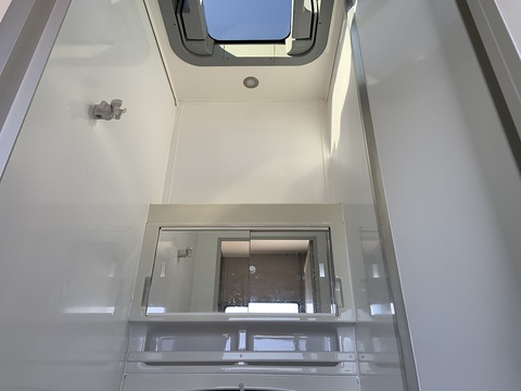 PRB R160 3.9 Livestock Carrier Semi Auto Diesel