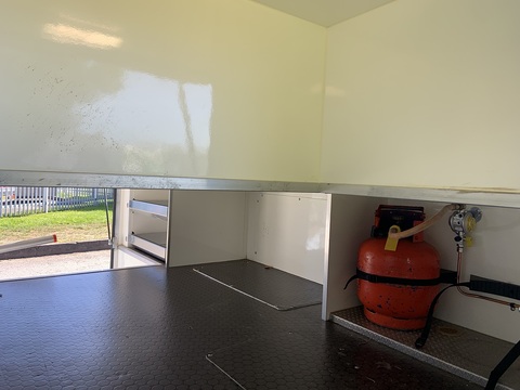 PRB R160 3.9 Livestock Carrier Semi Auto Diesel