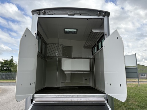 PRB R170 4.5 Livestock Carrier Automated Diesel