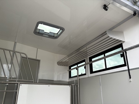 PRB R170 4.5 Livestock Carrier Automated Diesel