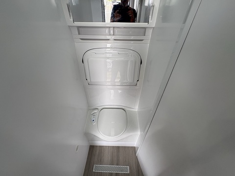 PRB R170 4.5 Livestock Carrier Automated Diesel