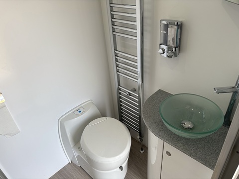 PRB R266 Pop out 6.7 Livestock Carrier Manual Diesel