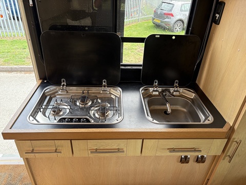 PRB Classic 5.9 Box Van Diesel