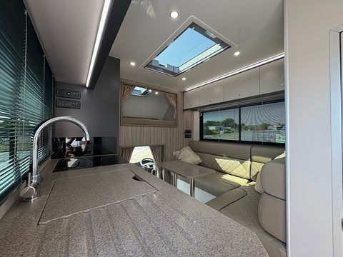 R176 4.5 Livestock Manual Diesel