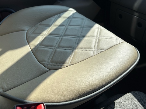 R176 4.5 Livestock Manual Diesel