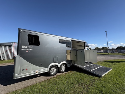 Equitrek Valiant Excel 2.3 4dr Motor Caravan Manual Diesel