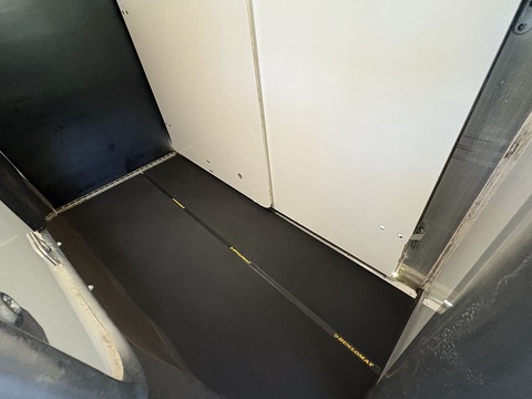 Equitrek Valiant Excel 2.3 4dr Motor Caravan Manual Diesel