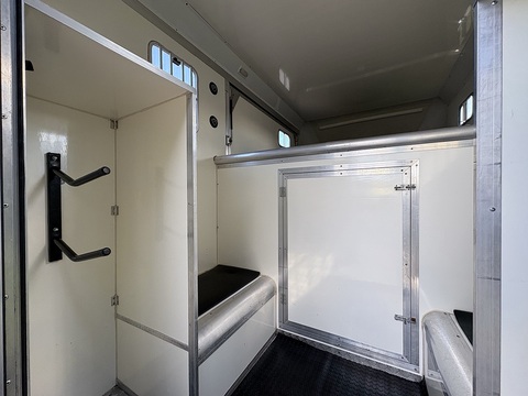 Evolution 2.5 Panel Van Manual Diesel