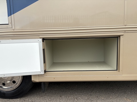 PRB 180 3.9 Livestock Carrier Semi Auto Diesel