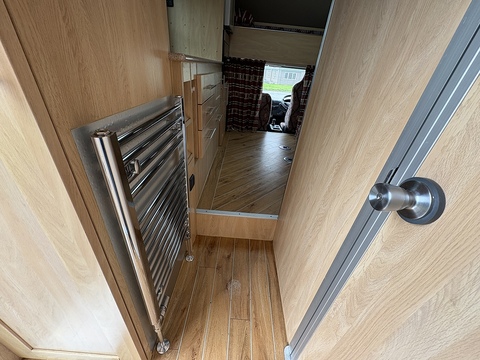 PRB 180 3.9 Livestock Carrier Semi Auto Diesel