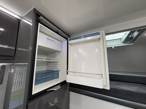 PRB R170 3.9 Livestock Carrier Automated Diesel