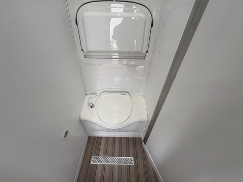 PRB R170 3.9 Livestock Carrier Automated Diesel