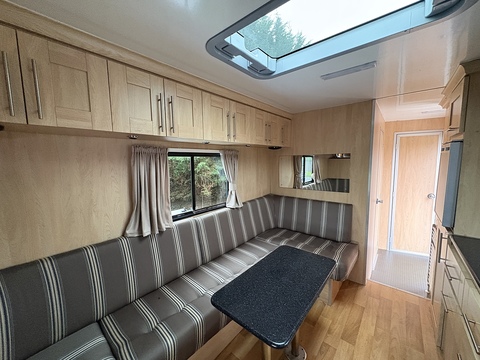 PRB 240 10.0 Livestock Carrier Manual Diesel