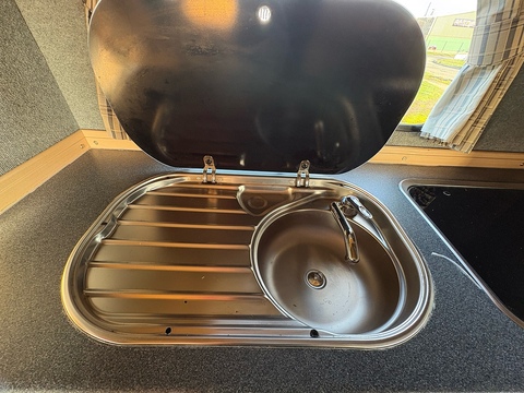 Solitaire 3.9 Livestock Carrier Diesel