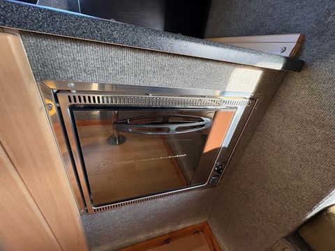 Solitaire 3.9 Livestock Carrier Diesel