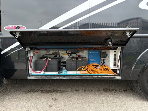 Oakley 3.9 Livestock Carrier Semi Auto Diesel