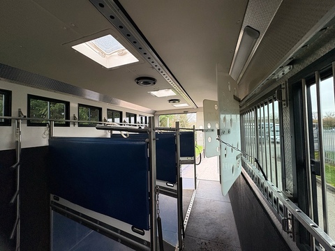 Oakley 3.9 Livestock Carrier Semi Auto Diesel