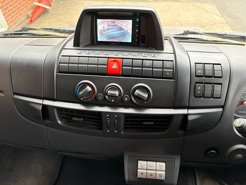 Oakley 3.9 Livestock Carrier Semi Auto Diesel