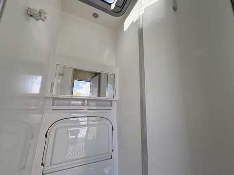 PRB R180 4.5 Livestock Carrier Automated Diesel
