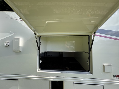 PRB R180 4.5 Livestock Carrier Automated Diesel