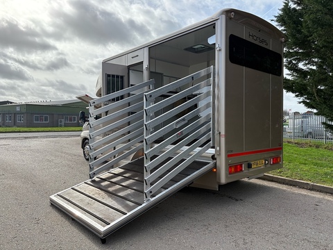 S150 3.0 Livestock Automatic Diesel