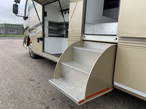 PRB R220 4.5 Livestock Carrier Manual Diesel