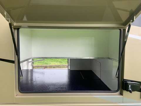 PRB R220 4.5 Livestock Carrier Manual Diesel