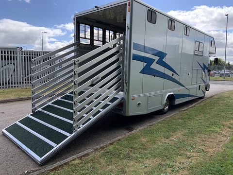 PRB 170 5.9 Livestock Carrier Diesel