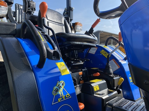 26 Manual Compact Tractor