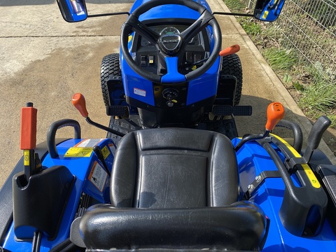 26 Manual Compact Tractor