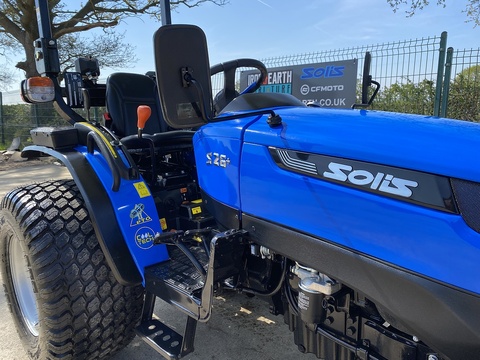 26 Manual Compact Tractor