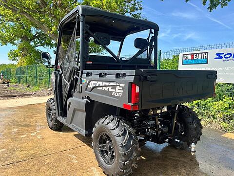 UFORCE 600 UTV