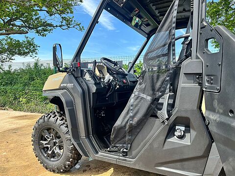 UFORCE 1000 UTV