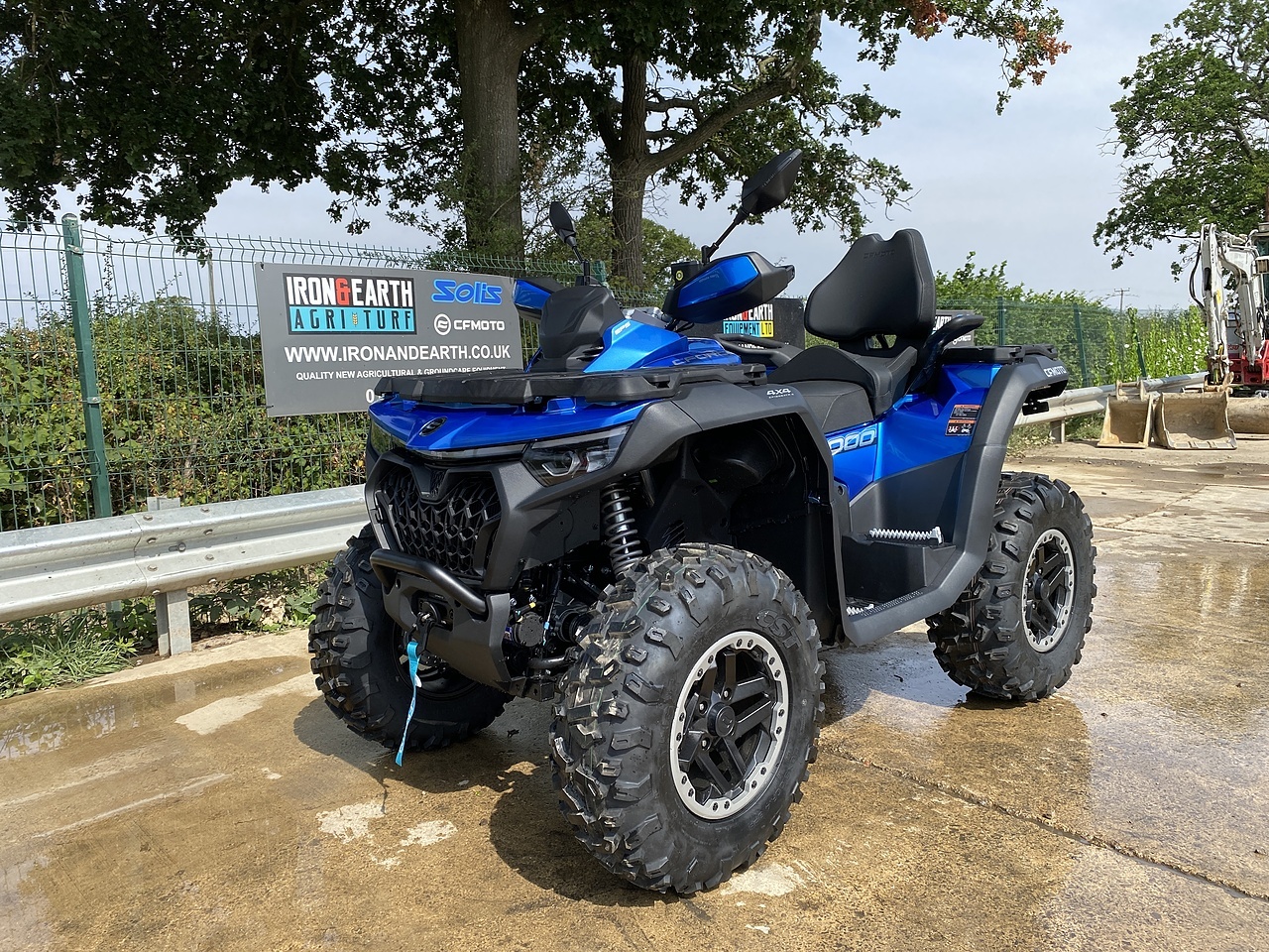 2025 CFMOTO CFORCE 1000 Touring Premium NEW for sale in Berkeley, Gloucestershire