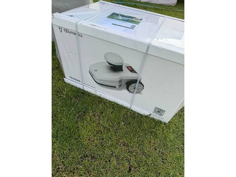 NEW Robotic Lawn Mower 1 Electric