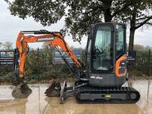 Doosan DX27Z-7 Excavator 