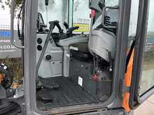 Doosan DX27Z-7 Excavator 