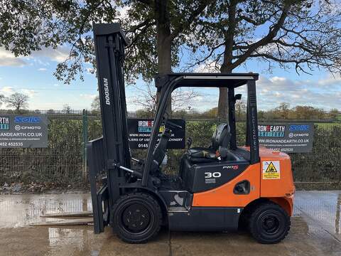 2013 Forklift