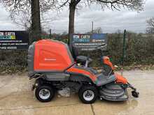 Husqvarna RC 320Ts AWD Ride-On Mower 