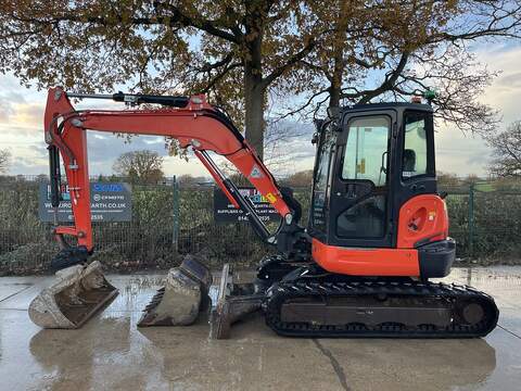 2017 Excavator