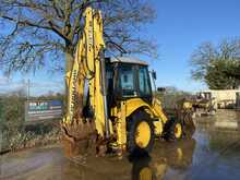 New Holland B110B Backhoe Loader 