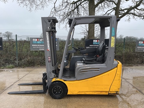 2016 Forklift