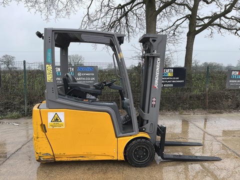 2016 Forklift