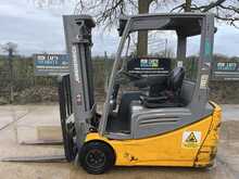 Jungheinrich EFG 220 Forklift 