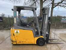 Jungheinrich EFG 220 Forklift 